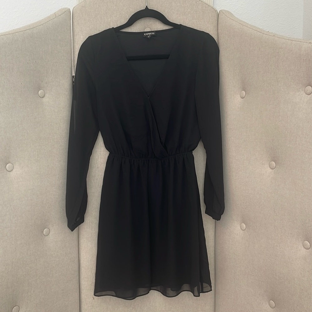 Express Black Long Sleeve V Neck Elastic Waist Faux Wrap Dress XS